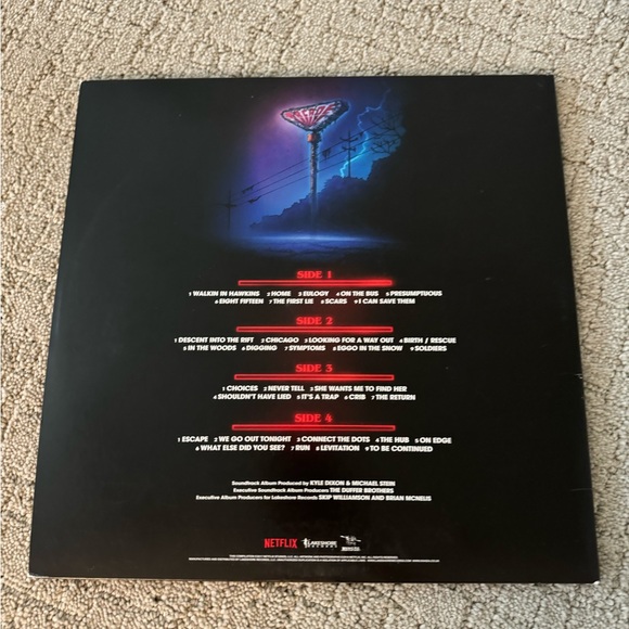 Stranger Things Vynil - Picture 2 of 6